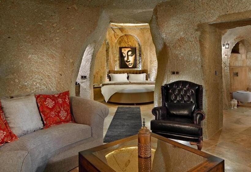 Люкс Кровать Кинг, Seraphim Cave Suites & Spa