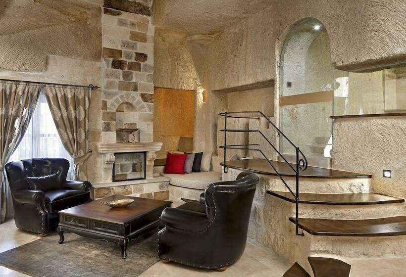 Люкс Кровать Кинг, Seraphim Cave Suites & Spa