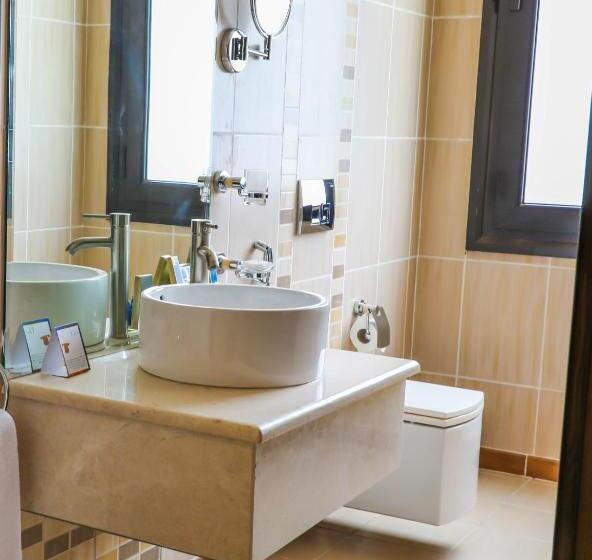 Полулюкс с Видом, Q Suites Jeddah By Ewa