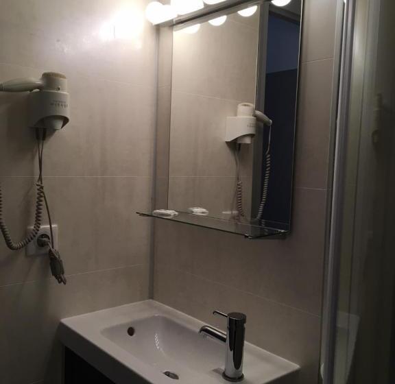 Номер Superior, Brit Hotel Salon De Provence