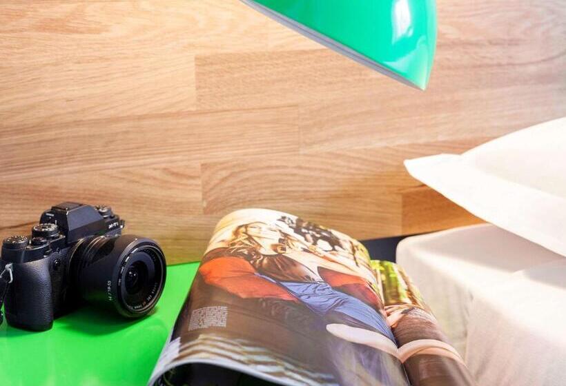 اتاق استاندارد چهار تخته, Ibis Styles Brindisi