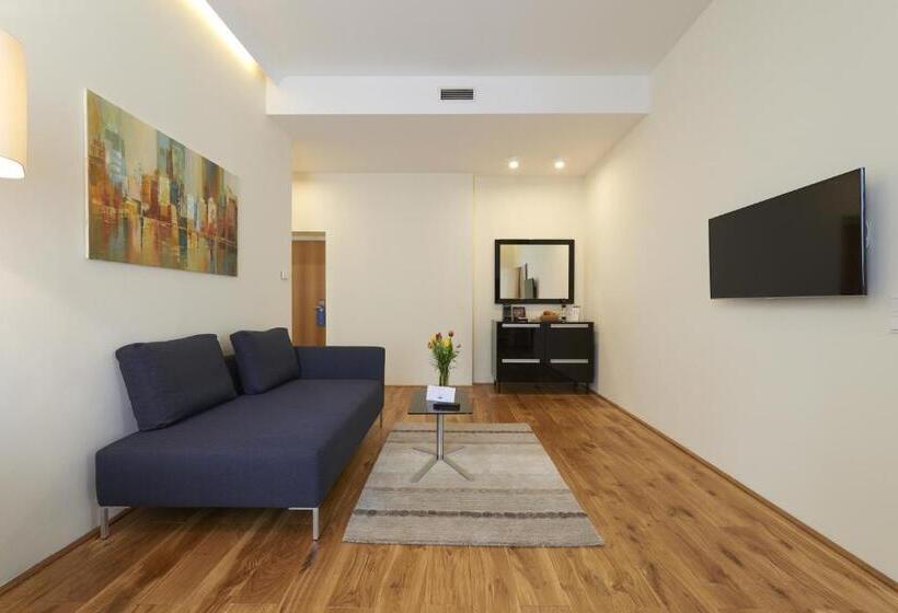 프레스티지 스위트, Hilight Suites