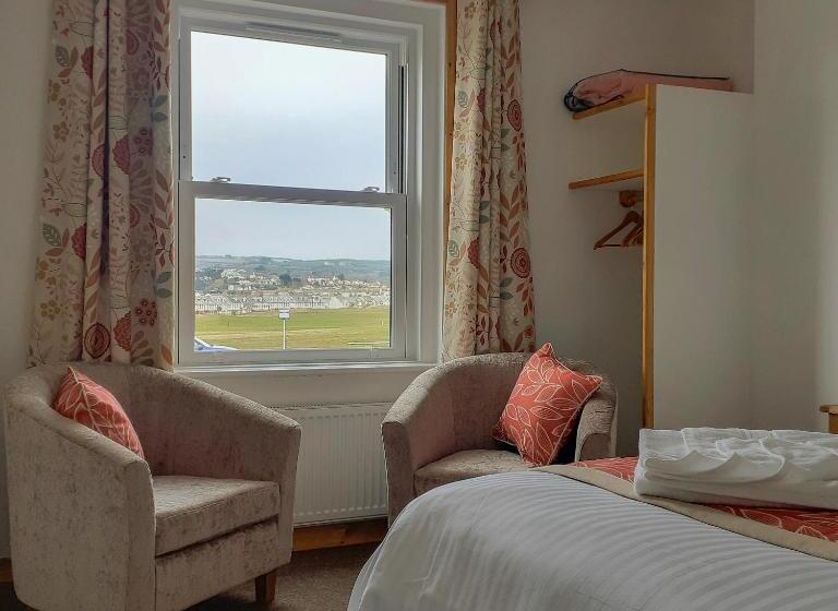 高级大房间, Links Side Guest House