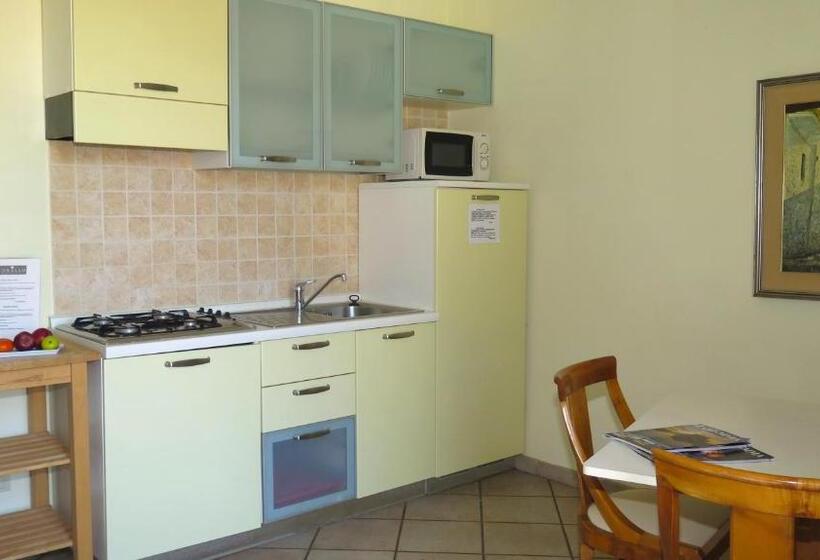 バルコニー付き１ベッドルームアパートメント, Residenza Turistico Alberghiera Corallo