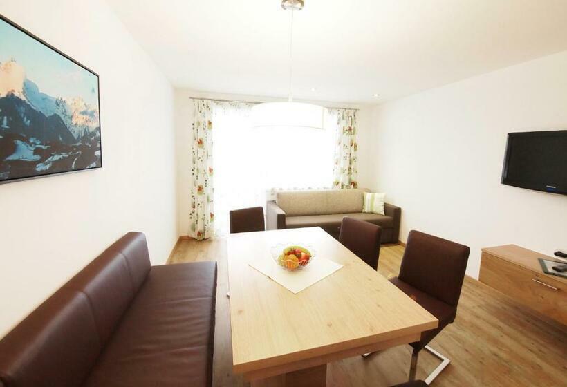 발코니가 있는 2 베드룸 아파트, Alpenapartments Unterschlag