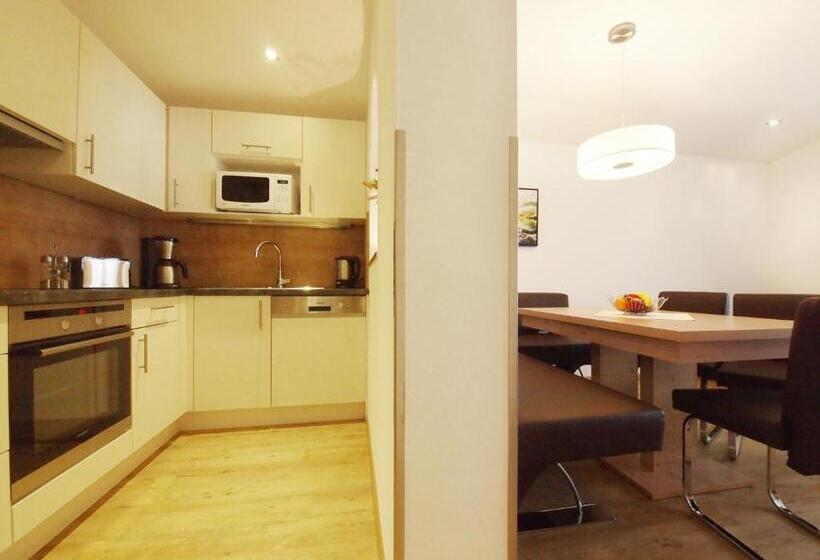 발코니가 있는 2 베드룸 아파트, Alpenapartments Unterschlag