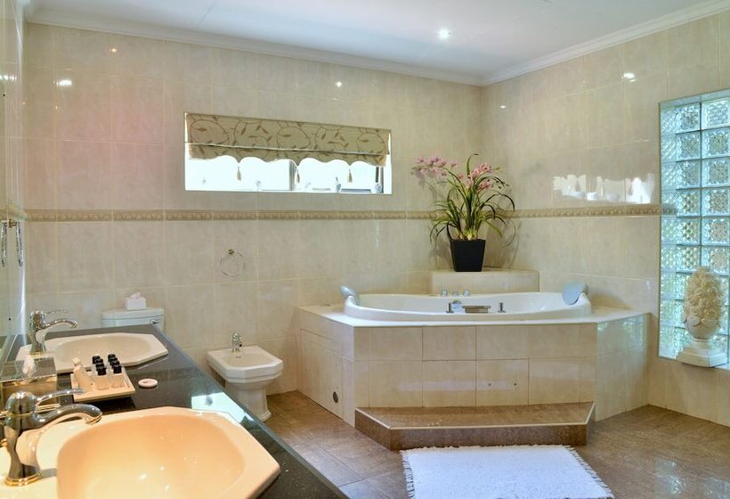 Family Suite, Stirling Manor Boutique Guest House