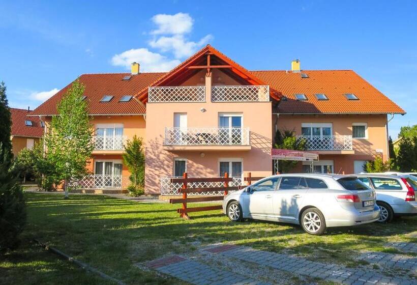 Апартаменты 2 Спальни с Балконом, Ildiko Apartmanhaz
