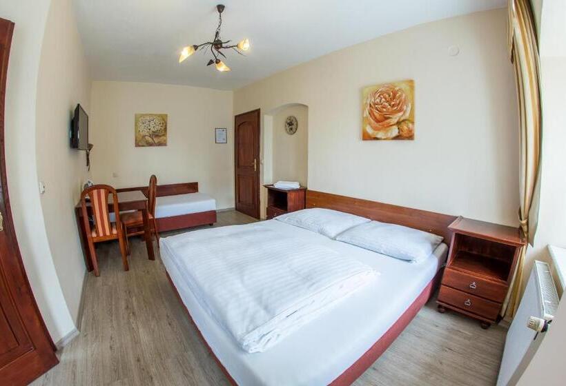 Chambre Triple Standard, Pension Centrum