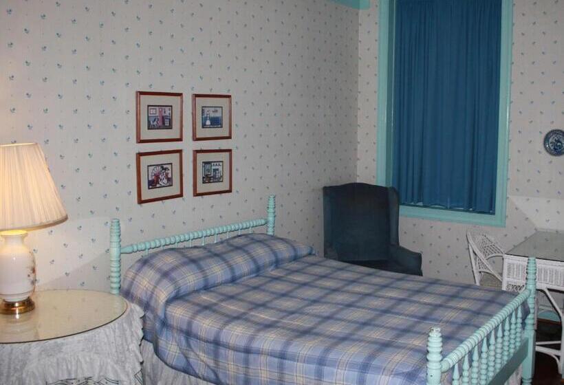 Номер Стандарт, Leesburg Colonial Inn