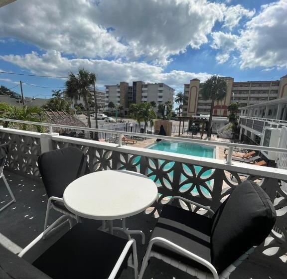 Номер Стандарт, Holiday Isles Resort