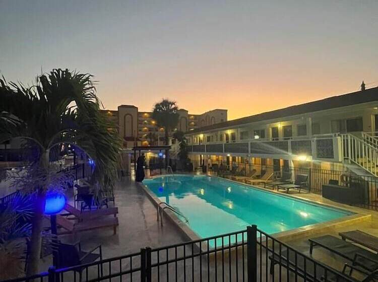 Семейное Студио, Holiday Isles Resort