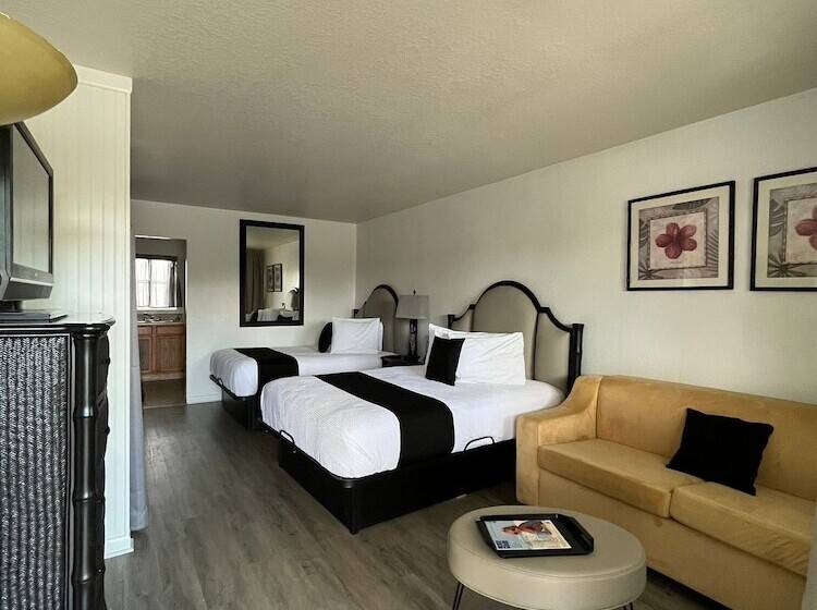 Семейное Студио, Holiday Isles Resort