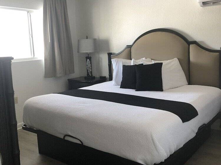 Апартаменты 2 Спальни, Holiday Isles Resort