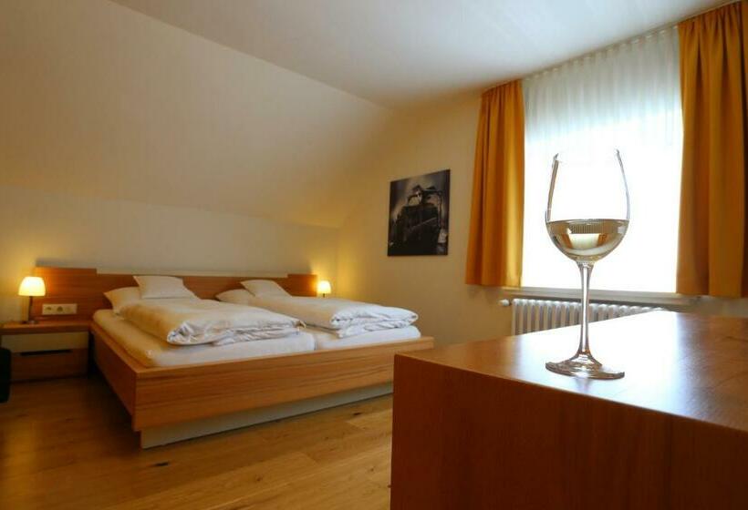 Номер Superior, Ernst Clüsserath Weingut & Weinhotelchen