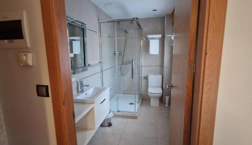 غرفة قياسية, Pr Casa Savi