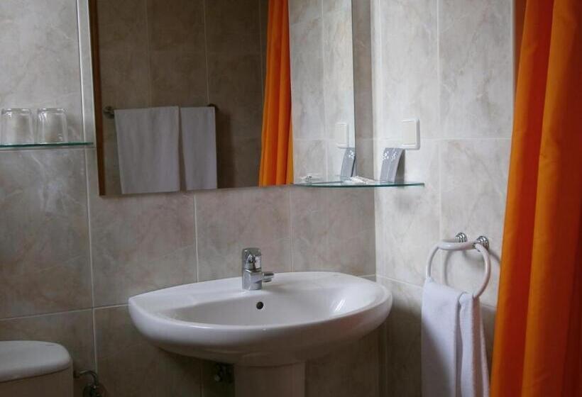 Номер Стандарт, Hostal Ezkaurre