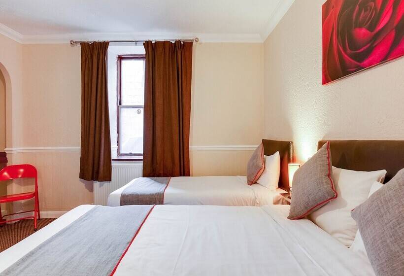 Номер Стандарт Трехместный, Lost Guest House Peterhead