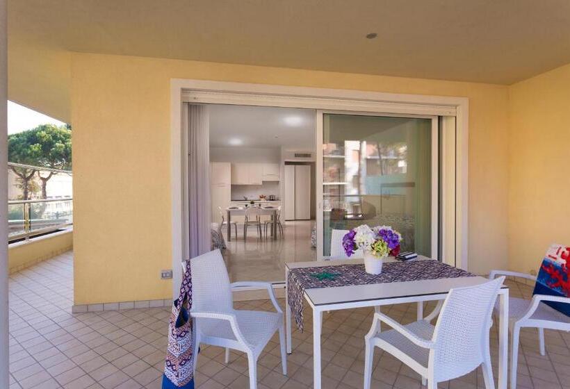 Estudio Superior con Terraza, Residence I Diamanti
