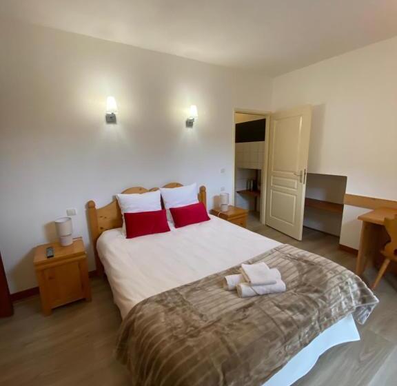 Номер Стандарт, Auberge La Cascade