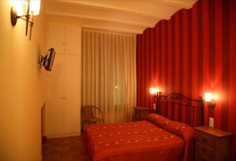 Номер Стандарт, Hostal La Fuente
