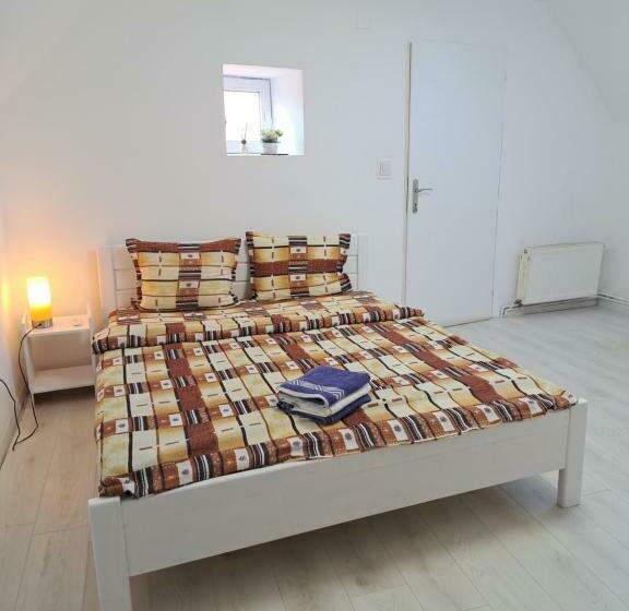 חדר דלוקס לשלושה, Casa Merisor