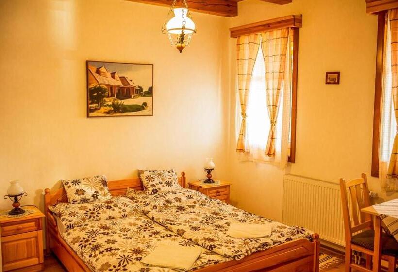 Номер Стандарт, Nosztalgia Vendégház