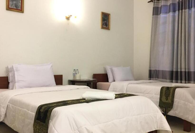 Номер Стандарт, Smiley's Guesthouse