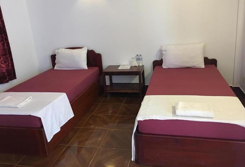 Номер Стандарт, Smiley's Guesthouse