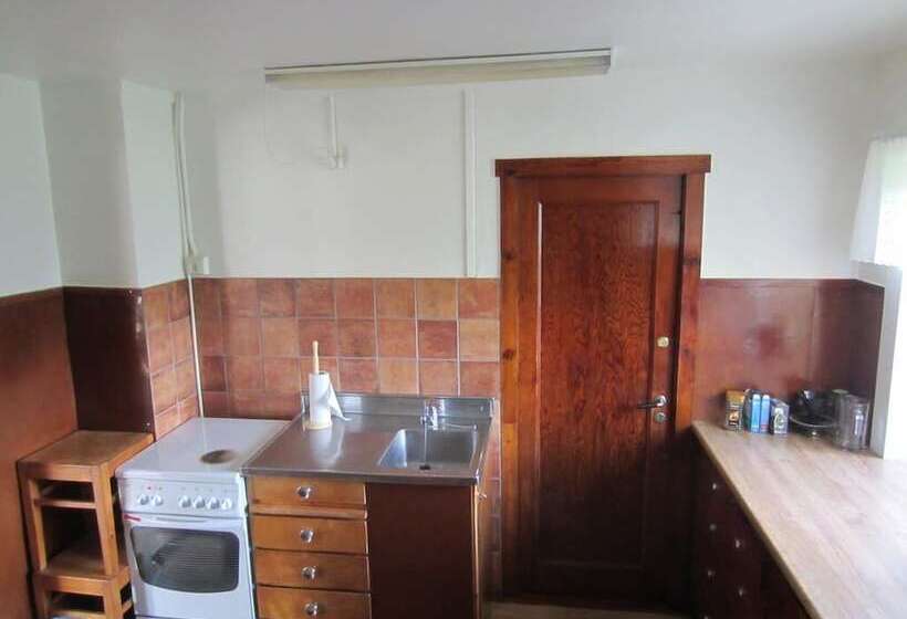 اتاق استاندارد یک تخته با سرویس بهداشتی مشترک, Nes Guesthouse