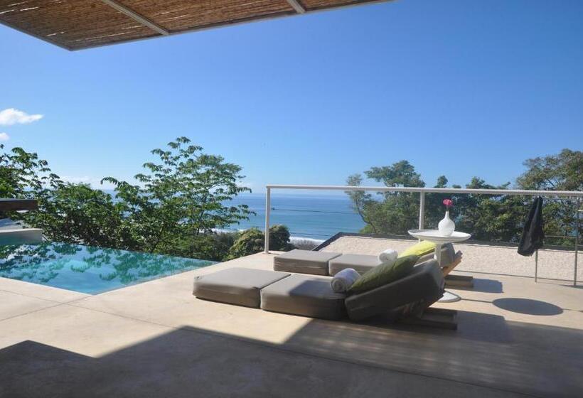 Бунгало Deluxe, Akwa Resorts Ocean View