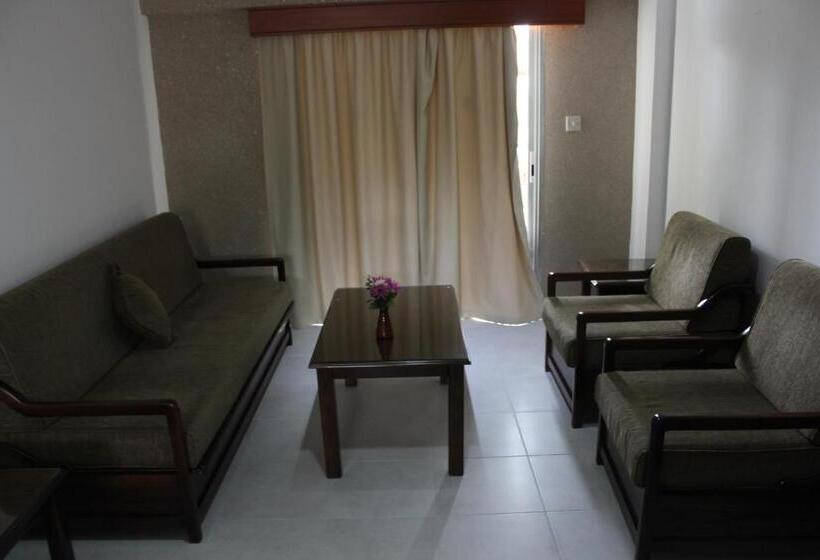 Апартаменты 1 Спальня Вид на Море, Petsas Apartments