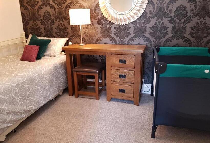 Номер Стандарт, Ty Helyg Guest House