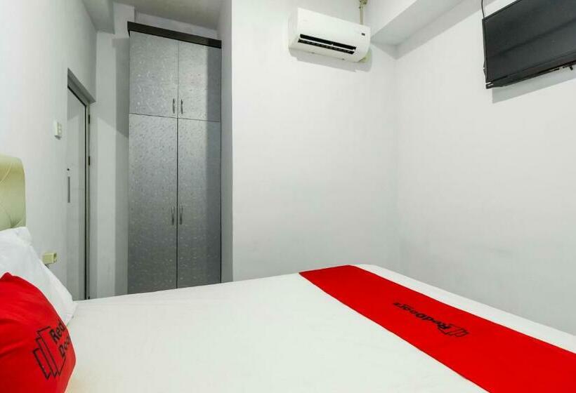 Номер Стандарт, Reddoorz Near Gajah Mada Plaza 2