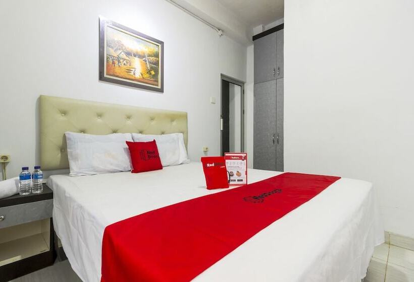 Номер Стандарт, Reddoorz Near Gajah Mada Plaza 2