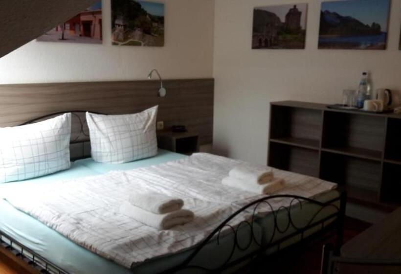 Номер Стандарт, Pension Zentrum Riesa