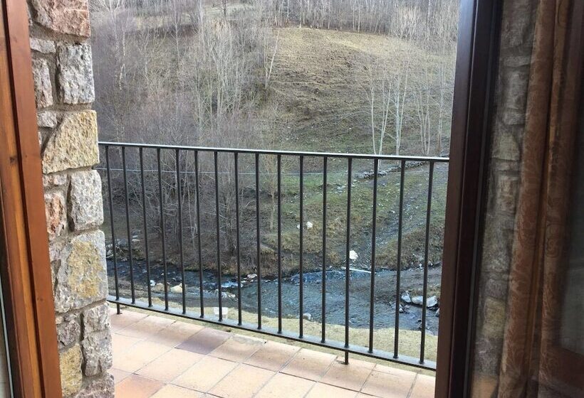 Номер Стандарт, Hostal El Quintà