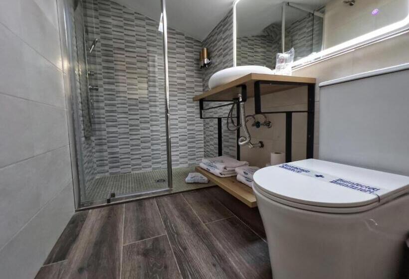 Люкс с Бассейном, Posada Rural Spa Granja La Tejera De Lozoya
