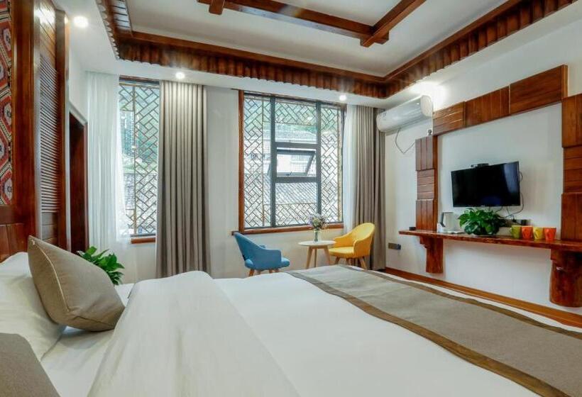 غرفة قياسية سرير كينج, Easy House