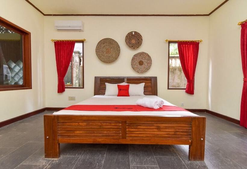 Номер Стандарт, Reddoorz Plus Near Seminyak Square