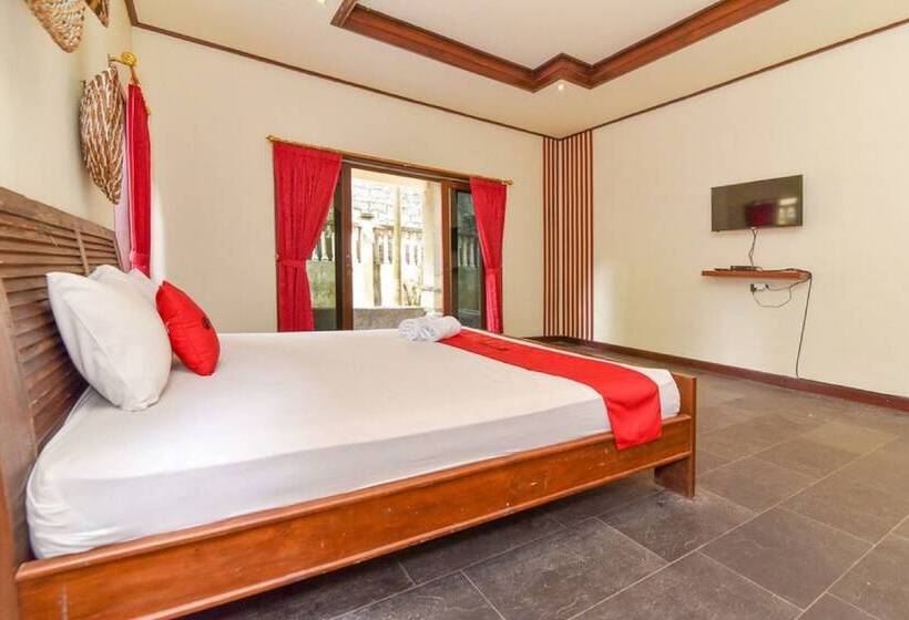 Номер Deluxe, Reddoorz Plus Near Seminyak Square