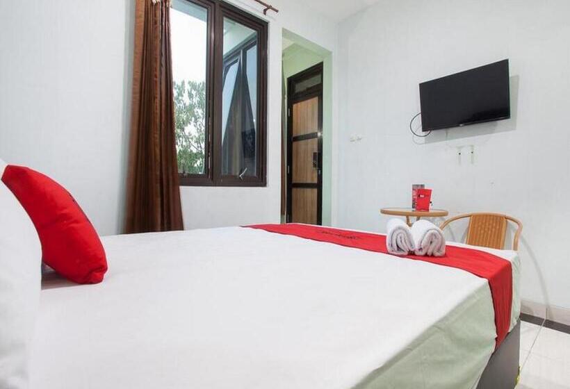 Номер Стандарт, Reddoorz Syariah Near Dbl Arena 2