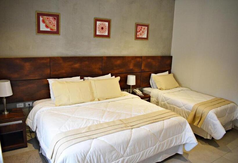 اتاق استاندارد سه تخته با بالکن, Boutique Las Hortensias