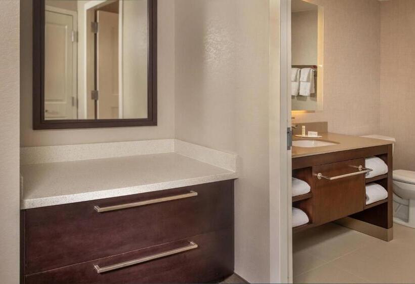 스위트 킹사이즈 침대, Residence Inn Fulton At Maple Lawn