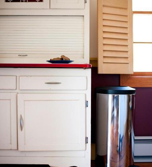 Family Suite, Hopkins Ordinary Bed, Breakfast And Ale Works