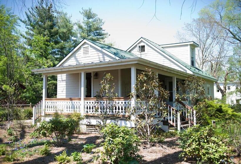Family Suite, Hopkins Ordinary Bed, Breakfast And Ale Works