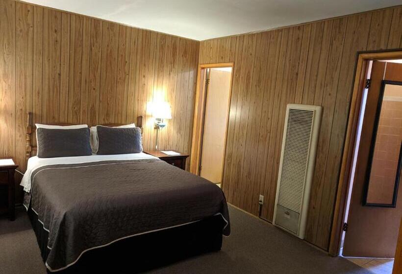 Номер Deluxe, Lakeview Motel