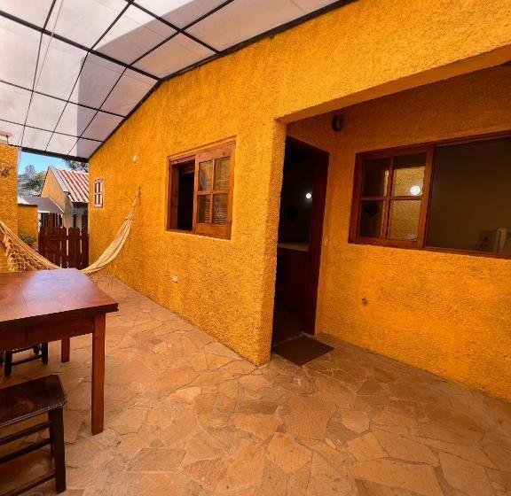 Четырехместный Номер Стандарт, Hospedaria Vila Khepri