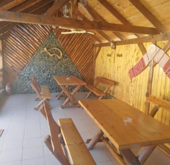 آپارتمان 2 خوابه, Pensiunea Bujor De Munte