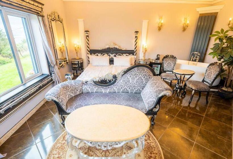Полулюкс, Ferndale Luxury Boutique Bed & Breakfast